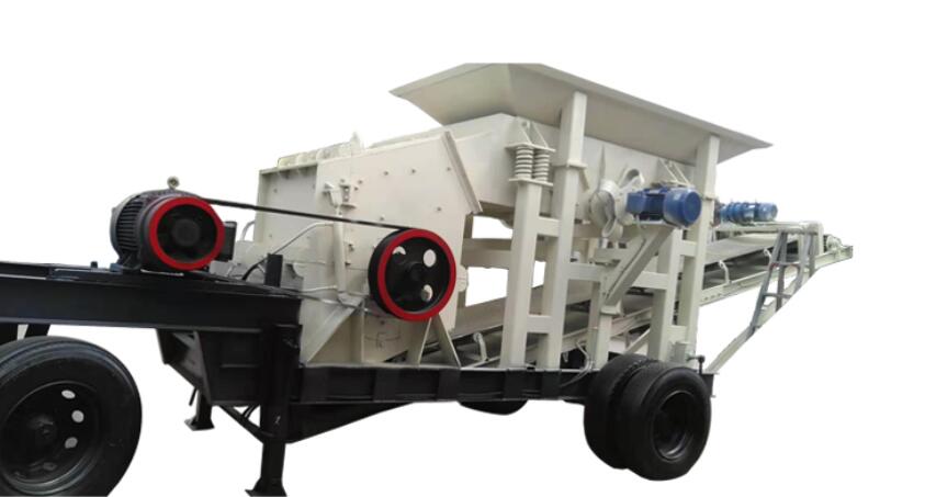 mobile crusher and screening plant