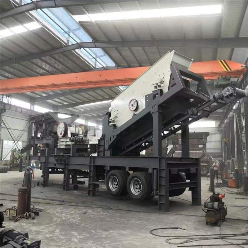 small mobile crusher 